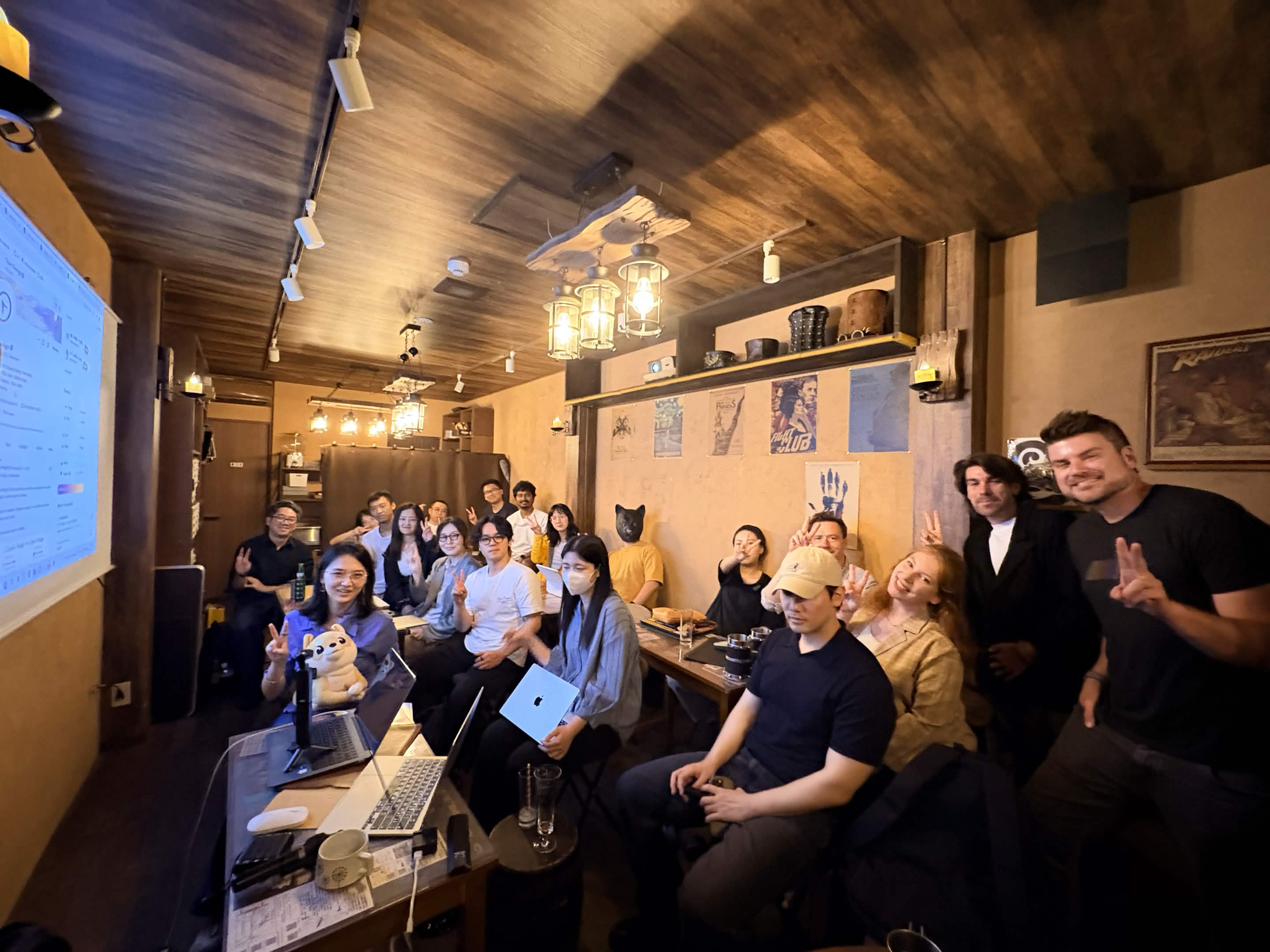 Participants gathered for the Osaka OpenDesign meetup